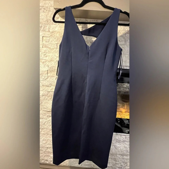 NWT Lauren Ralph Lauren navy Dress with cutout size 4 - Picture 5 of 7